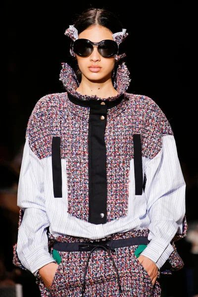 Look 92